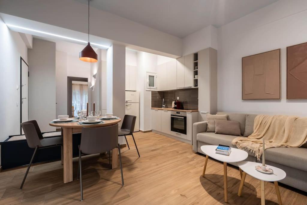 Delightful Sense 2Bd Apt In Kolonaki 7 Min To Metro Atene Esterno foto
